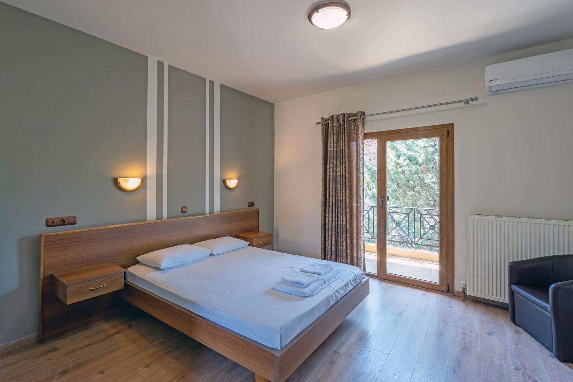 Hotel Agistro Ángistron Buitenkant foto