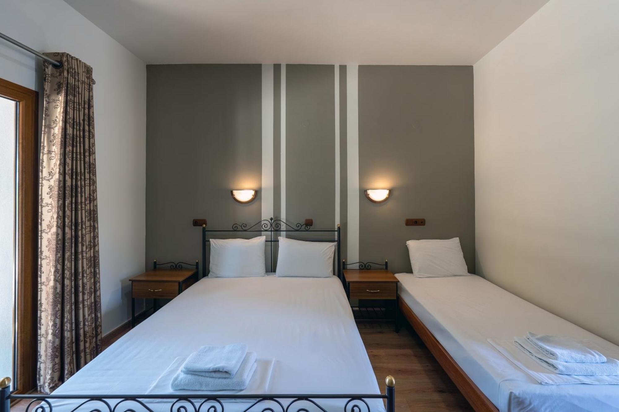 Hotel Agistro Ángistron Buitenkant foto