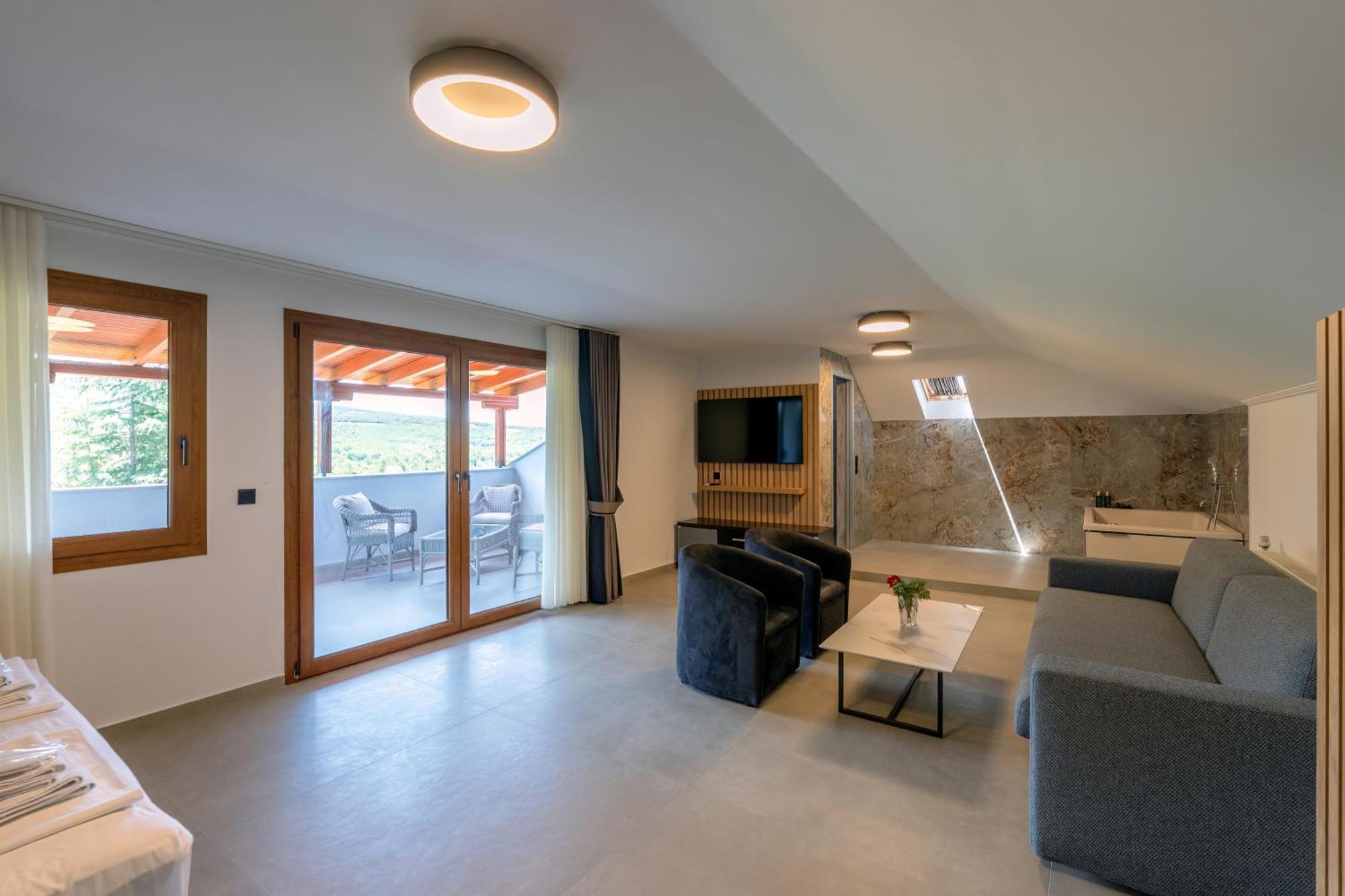 Hotel Agistro Ángistron Buitenkant foto