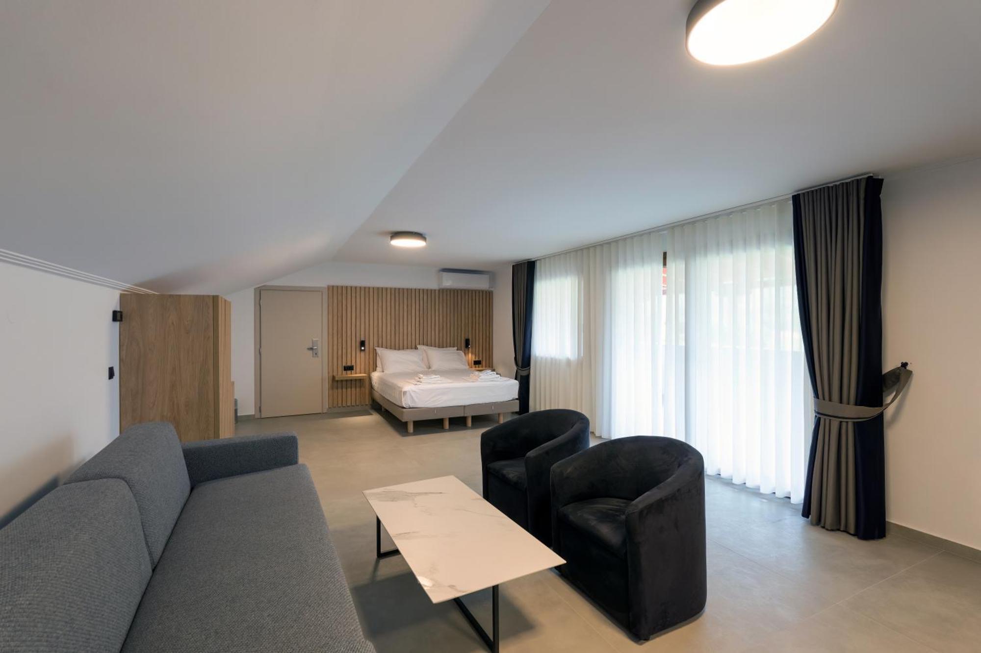 Hotel Agistro Ángistron Buitenkant foto