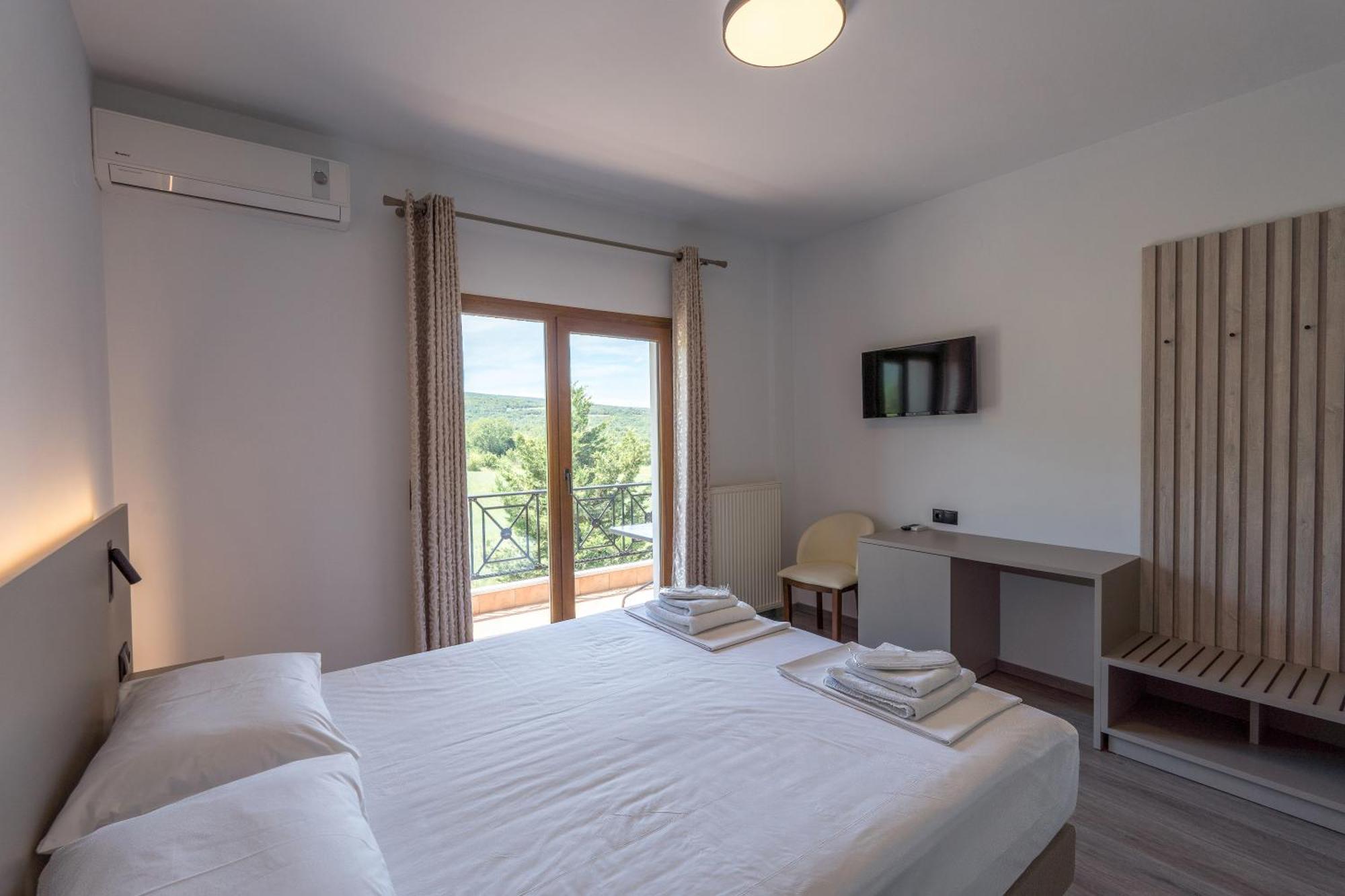 Hotel Agistro Ángistron Buitenkant foto